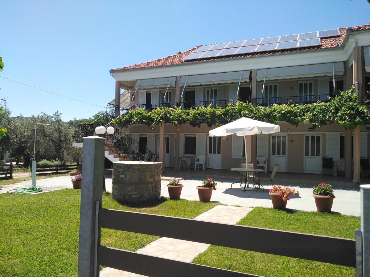Velika Beach Rooms Esterno foto
