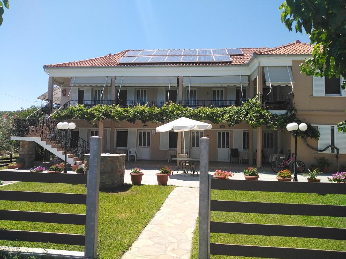 Velika Beach Rooms Esterno foto